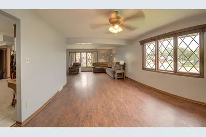 9300 Austin Avenue, Oak Lawn, IL 60453 - Photo 6