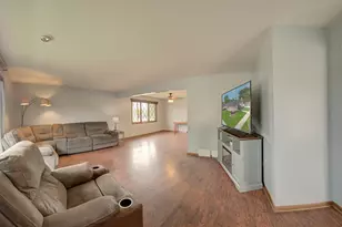 9300 Austin Ave, Oak Lawn, IL 60453 - Photo 4