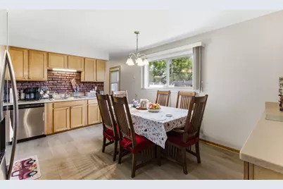 69 Paddock Street, Montgomery, IL 60538 - Photo 6
