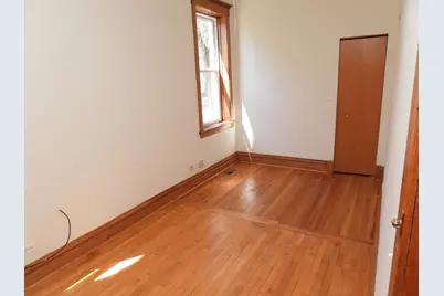 5119 W Pensacola Avenue #1, Chicago, IL 60641 - Photo 8