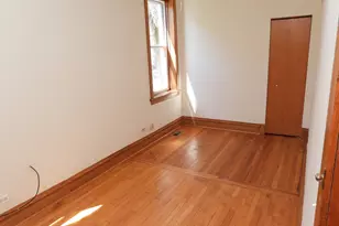 5119 W Pensacola Ave, Chicago, IL 60641 - Photo 8