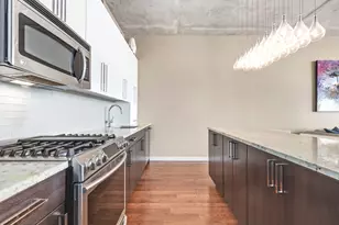 235 W Van Buren St, Chicago, IL 60607 - Photo 10