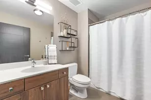 235 W Van Buren St, Chicago, IL 60607 - Photo 18