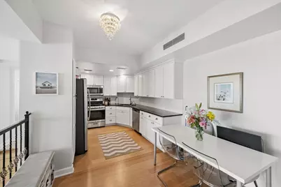 3200 N Lake Shore Drive #2410, Chicago, IL 60657 - Photo 6