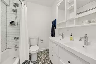 3200 N Lake Shore Dr, Chicago, IL 60657 - Photo 14