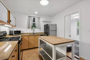464 N Aberdeen St, Chicago, IL 60642 - Photo 6