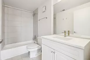 30 E Roosevelt Rd, Chicago, IL 60605 - Photo 12