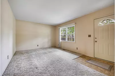 412 Krause Avenue, Streamwood, IL 60107 - Photo 6