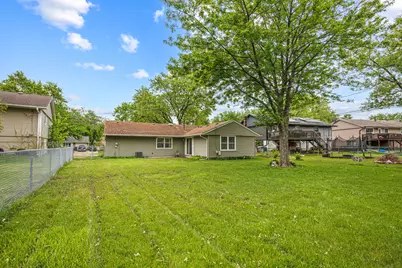 412 Krause Avenue, Streamwood, IL 60107 - Photo 16