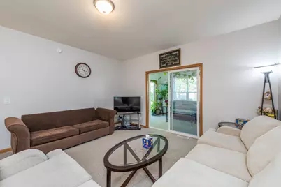 109 Hunter Court, Grayslake, IL 60030 - Photo 10