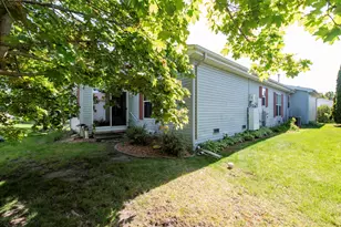 109 Hunter Ct, Grayslake, IL 60030 - Photo 24