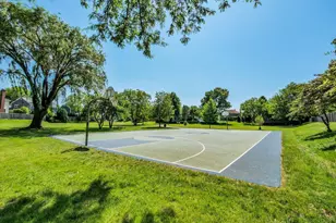 312 W Brampton Ln, Arlington Heights, IL 60004 - Photo 68