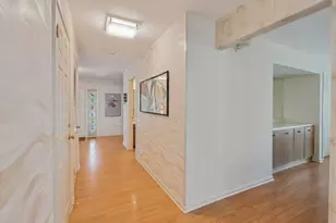 312 W Brampton Ln, Arlington Heights, IL 60004 - Photo 18