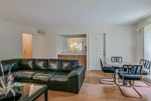 312 W Brampton Ln, Arlington Heights, IL 60004 - Photo 20