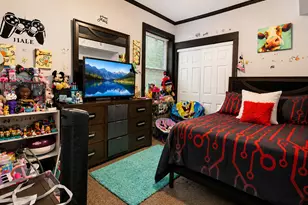 8047 S Hermitage Ave, Chicago, IL 60620 - Photo 8