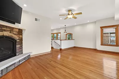 1117 Margret Street, Des Plaines, IL 60016 - Photo 6