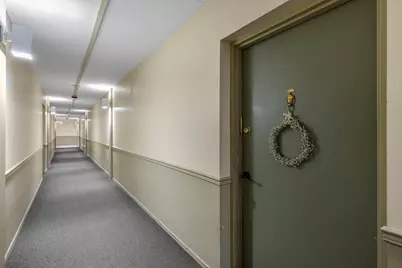 9731 N Fox Glen Drive #4C, Niles, IL 60714 - Photo 2