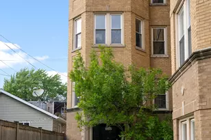 3222 W Beach Ave, Chicago, IL 60651 - Photo 1
