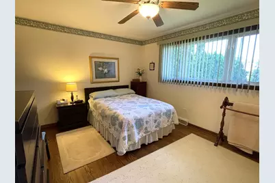 10228 S 80th Court, Palos Hills, IL 60465 - Photo 12