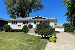 10228 S 80th Ct, Palos Hills, IL 60465 - Photo 2