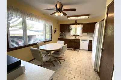 10228 S 80th Court, Palos Hills, IL 60465 - Photo 6