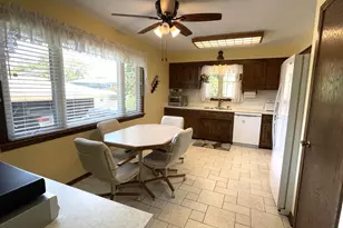 10228 S 80th Ct, Palos Hills, IL 60465 - Photo 6