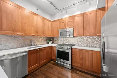 744 N Clark Street #705, Chicago, IL 60654 - Photo 6