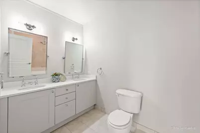 744 N Clark Street #705, Chicago, IL 60654 - Photo 18
