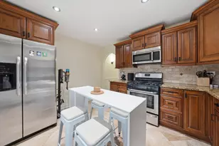 6638 S Karlov Ave, Chicago, IL 60629 - Photo 6