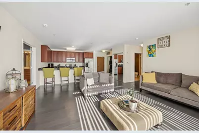 7753 Van Buren Street #211, Forest Park, IL 60130 - Photo 4
