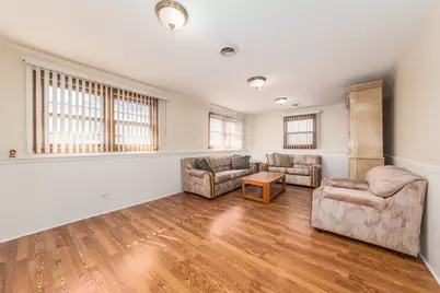 8516 N Ozanam Avenue, Niles, IL 60714 - Photo 16
