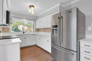 1145 N Thackeray Dr, Palatine, IL 60067 - Photo 22