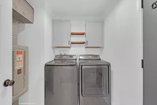 1145 N Thackeray Dr, Palatine, IL 60067 - Photo 18