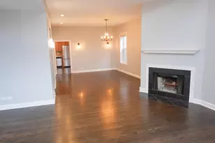 2107 W Ohio St, Chicago, IL 60612 - Photo 8