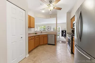 710 Riding Ln, Saint Charles, IL 60174 - Photo 14