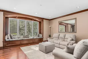 5605 S Kensington Ave, Countryside, IL 60525 - Photo 6