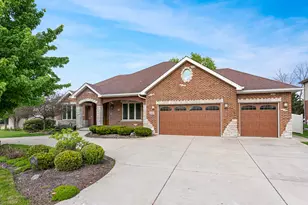 5605 S Kensington Ave, Countryside, IL 60525 - Photo 2