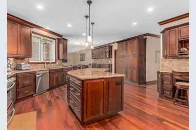 5605 S Kensington Avenue, Countryside, IL 60525 - Photo 12