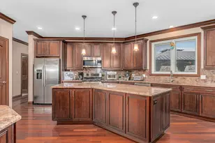 5605 S Kensington Ave, Countryside, IL 60525 - Photo 38