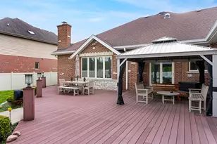 5605 S Kensington Ave, Countryside, IL 60525 - Photo 32