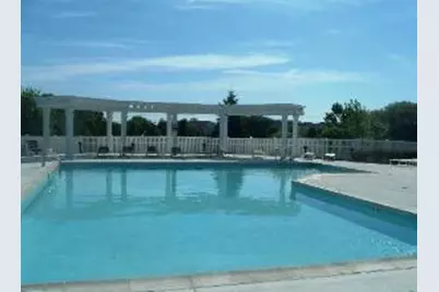 3142 Falling Waters Lane #3142, Lindenhurst, IL 60046 - Photo 8