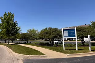 3142 Falling Waters Ln, Lindenhurst, IL 60046 - Photo 2