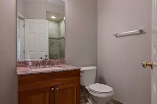 750 N Willard Ct, Chicago, IL 60642 - Photo 20