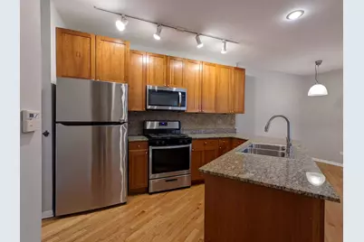750 N Willard Court #103, Chicago, IL 60642 - Photo 8