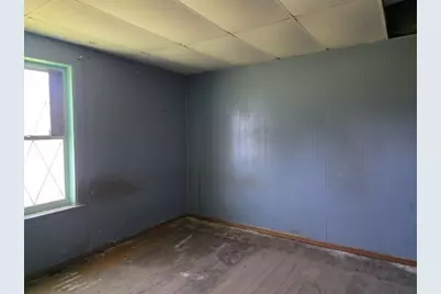 905 McClintock Avenue, Johnston City, IL 62951 - Photo 24