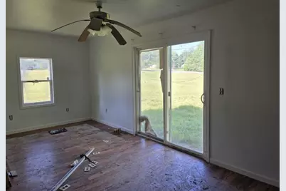 905 McClintock Avenue, Johnston City, IL 62951 - Photo 20