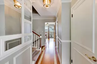 1976 Robert St, Aurora, IL 60506 - Photo 4