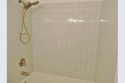 7037 S Oglesby Avenue, Chicago, IL 60649 - Photo 12