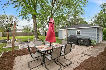 570 E 2nd Avenue, Clifton, IL 60927 - Photo 14