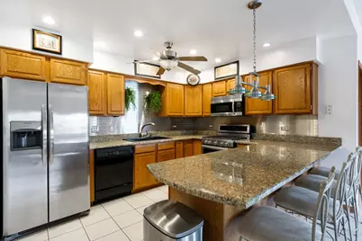 7410 W Lawrence Avenue #218, Harwood Heights, IL 60706 - Photo 6